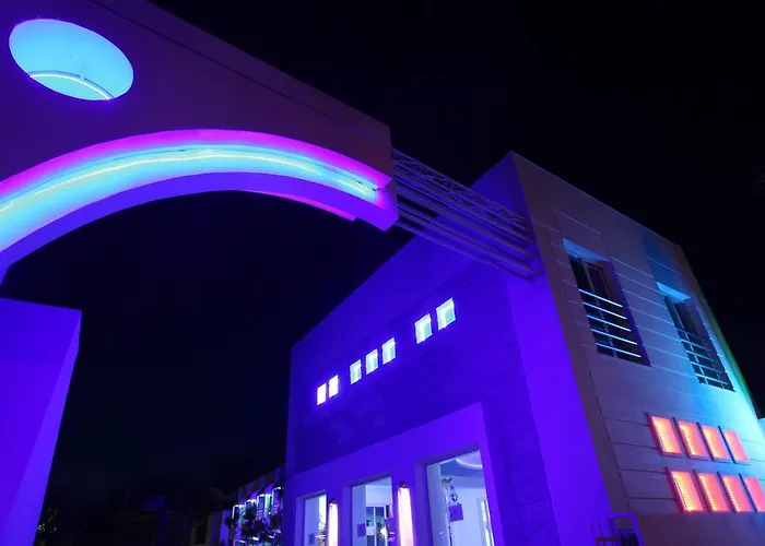 Delfi & Wellness Center 3* Αλικαρνασσός