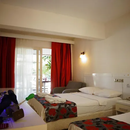 Delfi & Wellness Center فندق بودروم