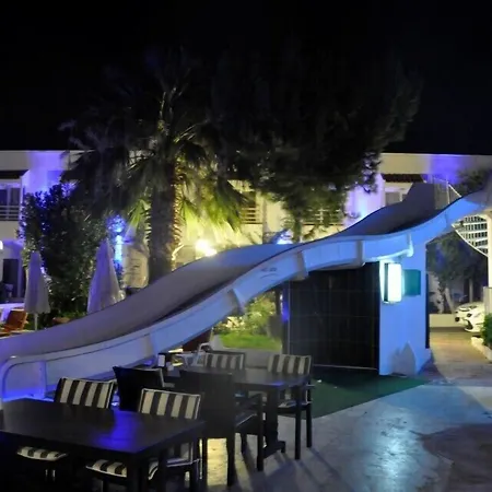 Delfi & Wellness Center בודרום