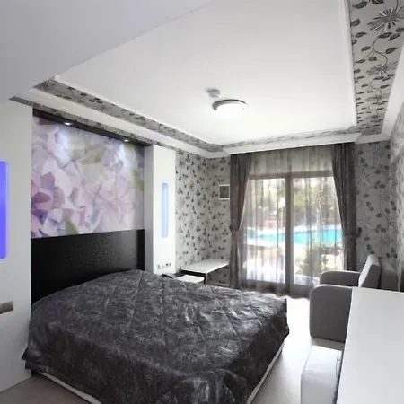מלון Delfi & Wellness Center בודרום