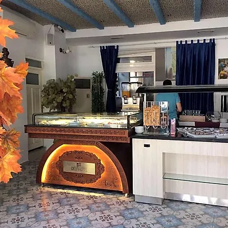 מלון Delfi & Wellness Center