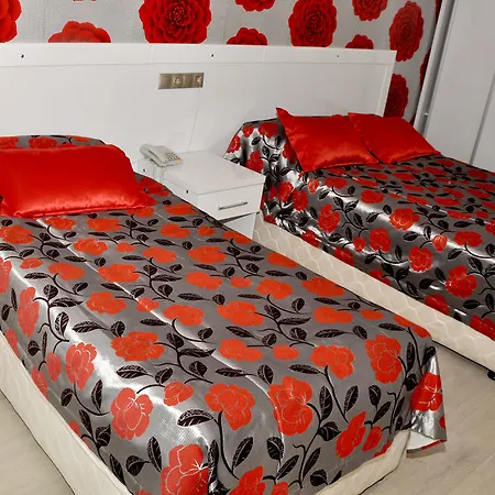 Hotel Delfi & Wellness Center 3*