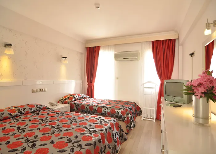 酒店 Delfi & Wellness Center