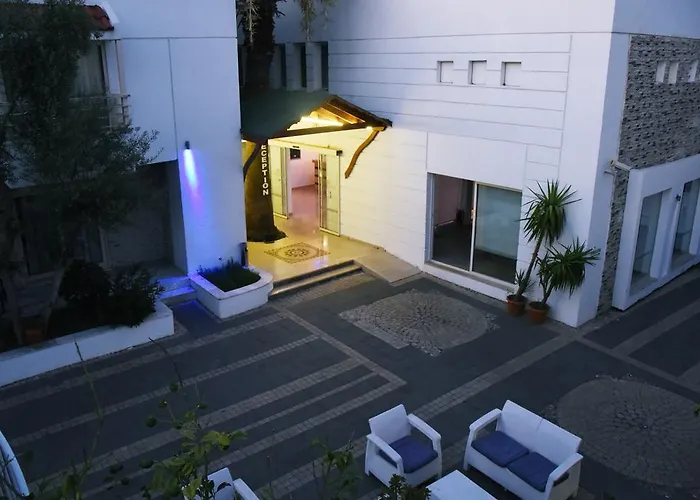 酒店 Delfi & Wellness Center 博德鲁姆